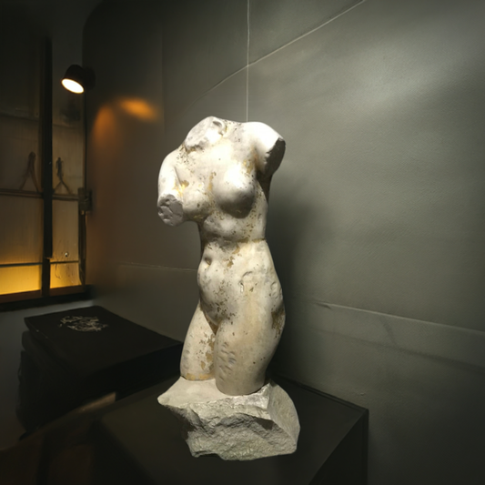 Aphrodite, weiblicher Torso