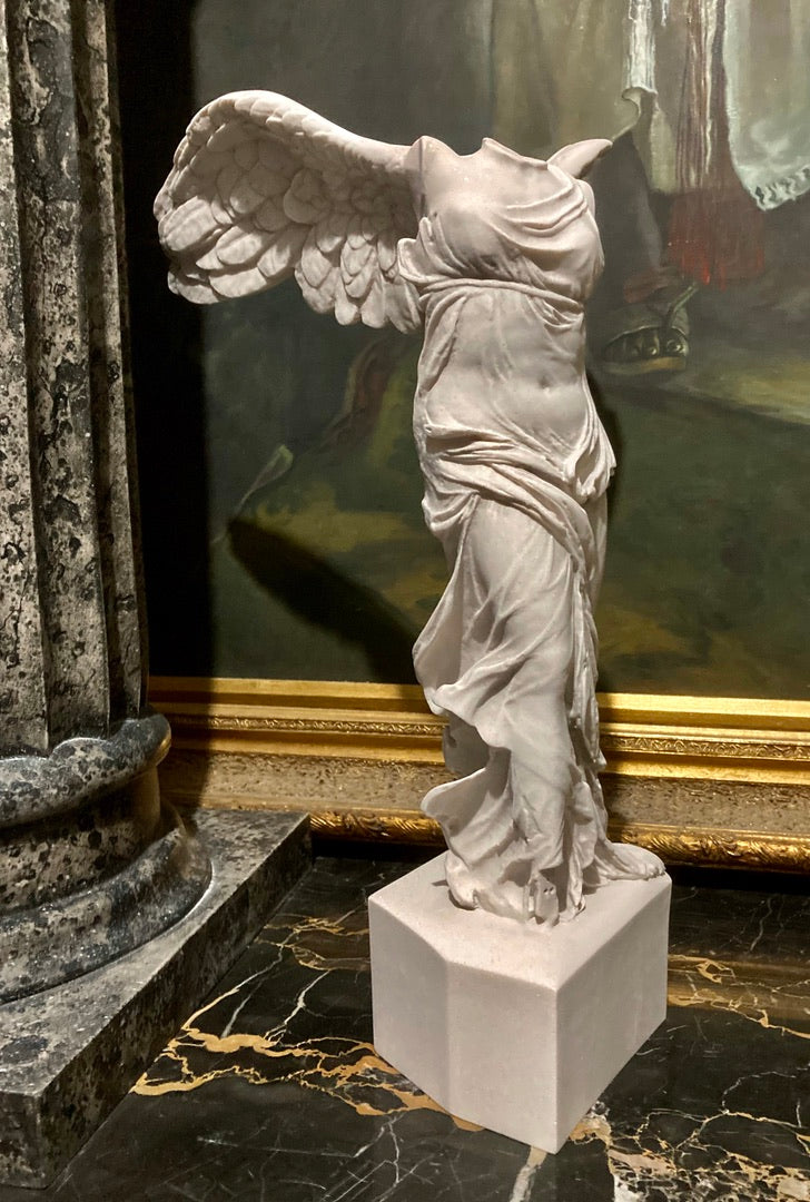 Victoire ailée, Niké de Samothrace, 190 av.