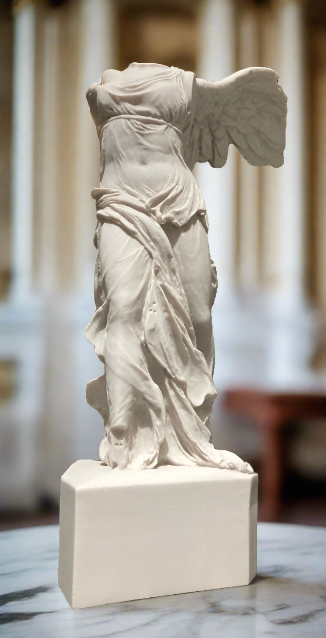 Victoire ailée, Niké de Samothrace, 190 av.