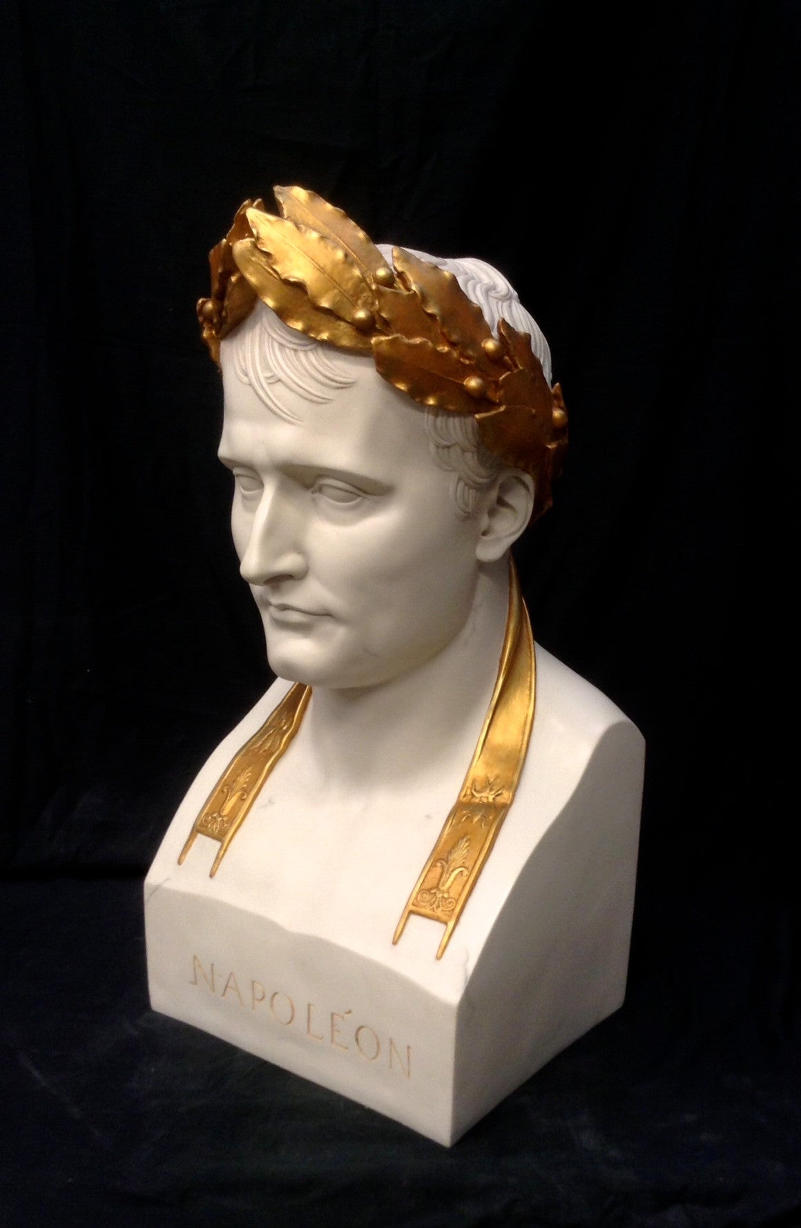 Napoleon As Caesar White With Antique Gilt Wreath.